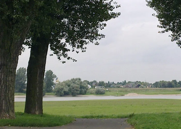 ホテル バルバロサ デュッセルドルフ