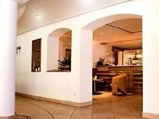 Otel Barbarossa Düsseldorf