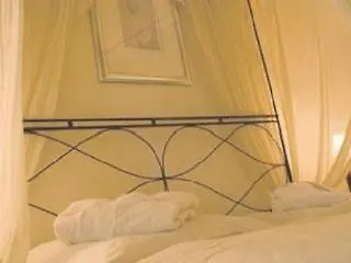 Otel Barbarossa Düsseldorf